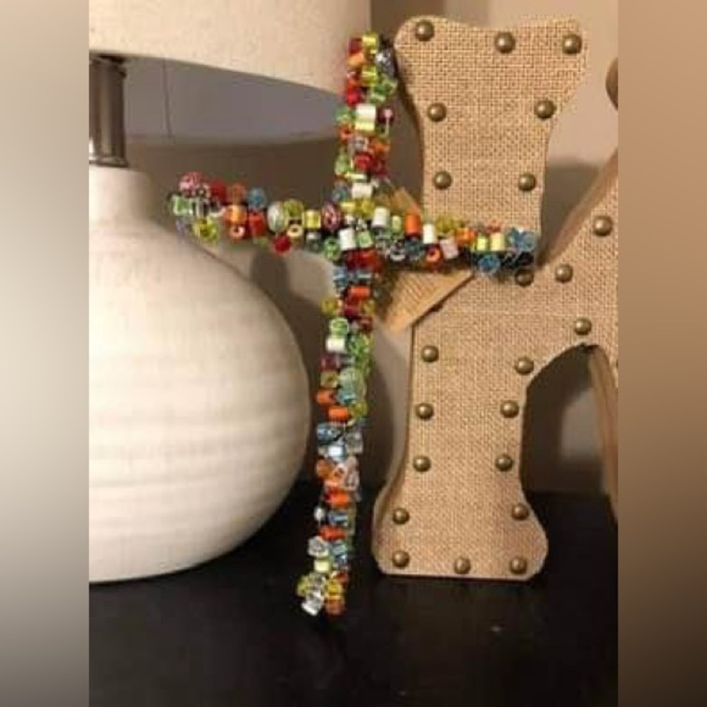 Carson beaded cross.  New with Tags. @12”